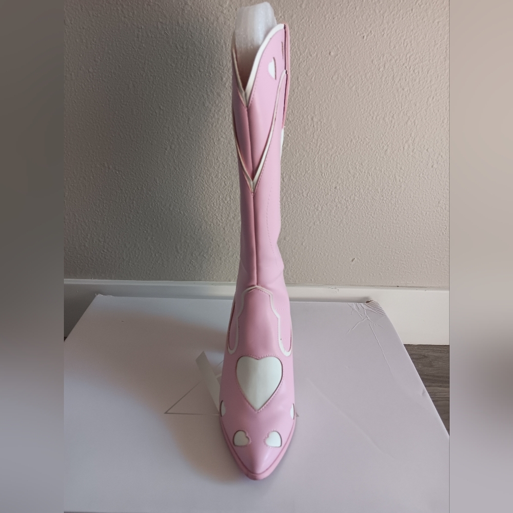 Chic Pink Heart-Patterned Boots - Picture 9 of 16